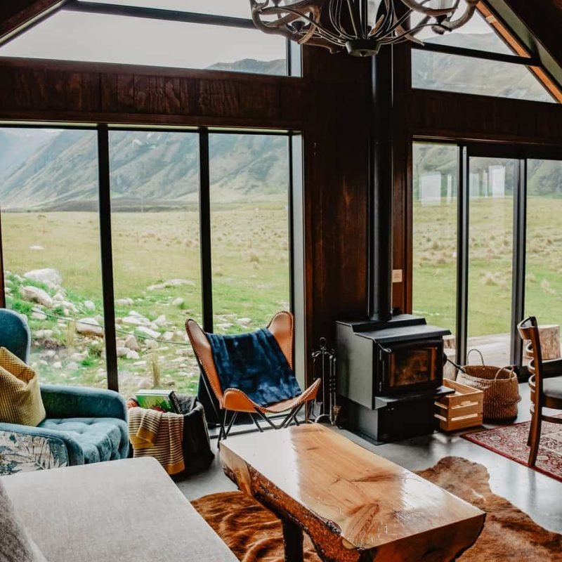 inside-cabin-house-newbois